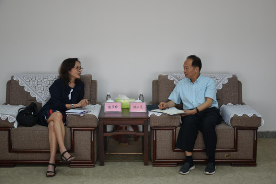 陈永龙与中加国际合作及亚太事务主任陈玉玲女士会谈