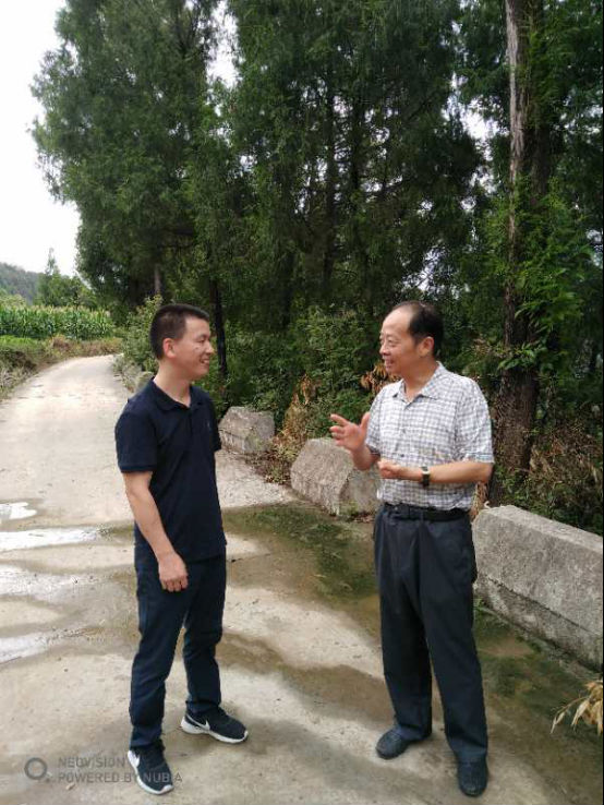 陈永龙一行到精准扶贫村调研指导工作