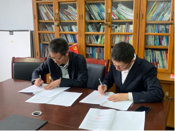 电信系与易极科技签署校企共建网络营运团队合作协议