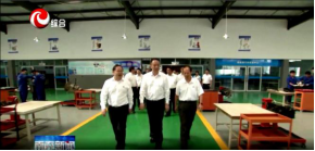 市委书记宋朝华来校看望和慰问一线教师