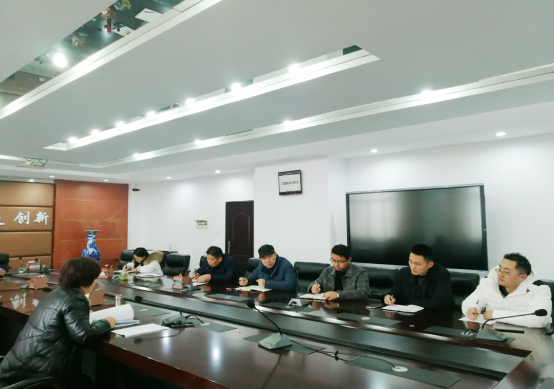 学院召开2020年扶贫工作务虚会