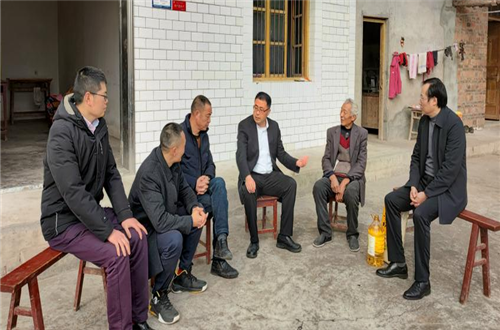 岁寒情深暖人心__苟国旗院长带队开展春节走访慰问结对帮扶户