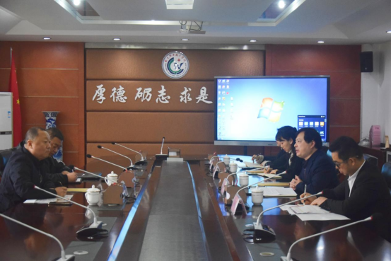 泰国易三仓大学高力博士一行来访我院