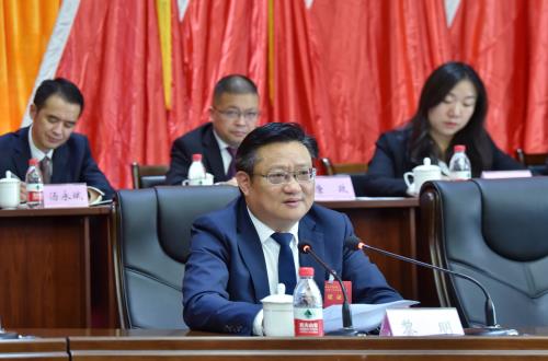 南充职业技术学院第二次教职工代表大会暨<br/>工会会员代表大会胜利闭幕